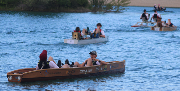 Boats lining up on the course